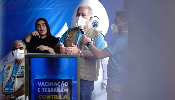 Ministro destaca importância do ciclo vacinal completo contra covid-19